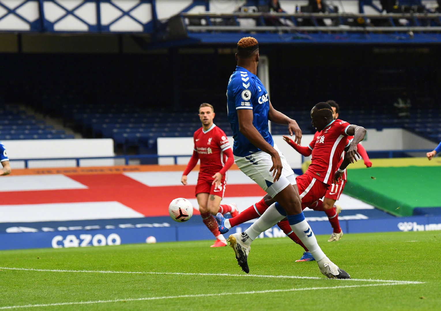 一季度规上电厂发电下降6.8% 太阳能发电逆市增长10.9%